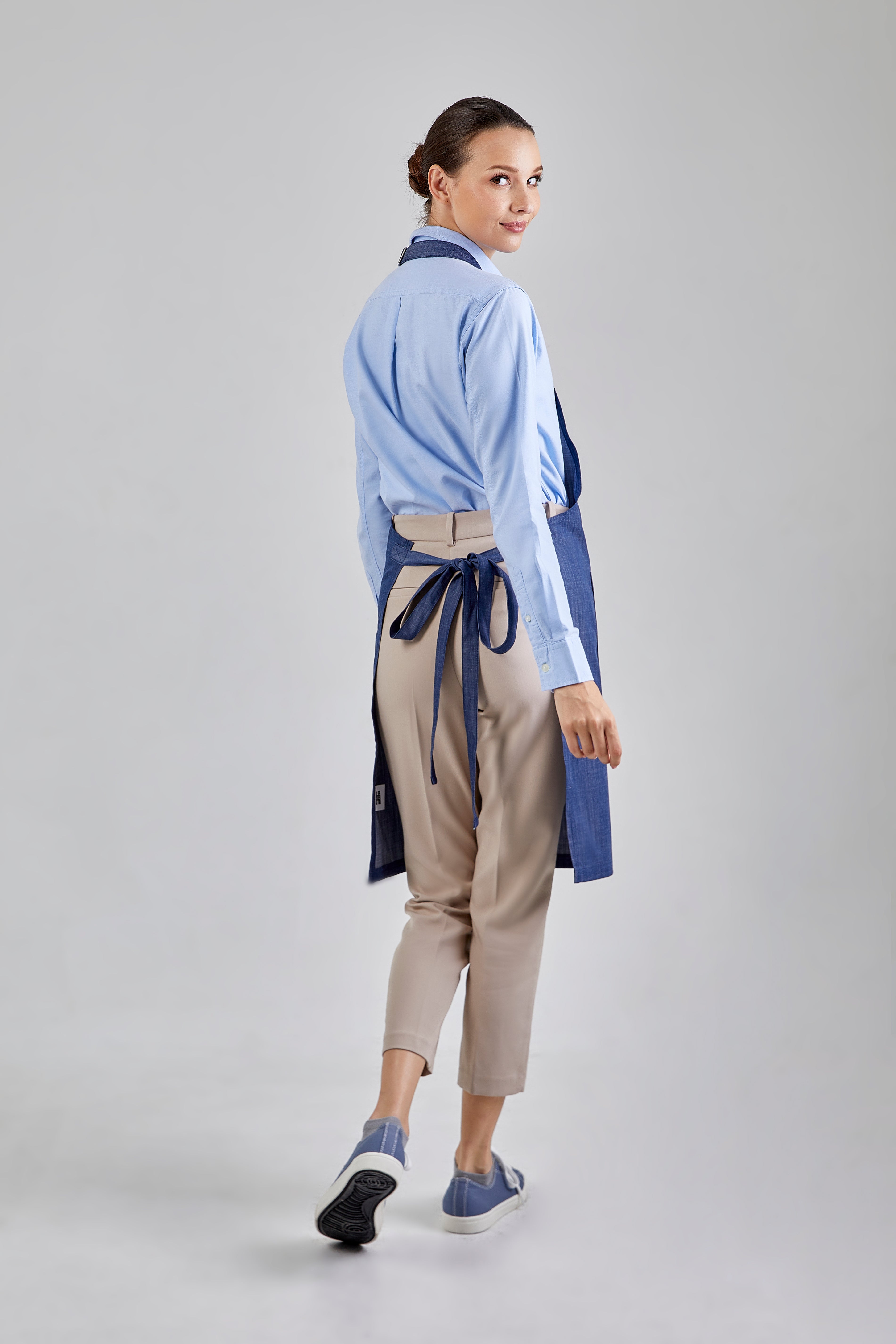SAVE  Apron  (Denim Blue ,สีน้ำเงิน)