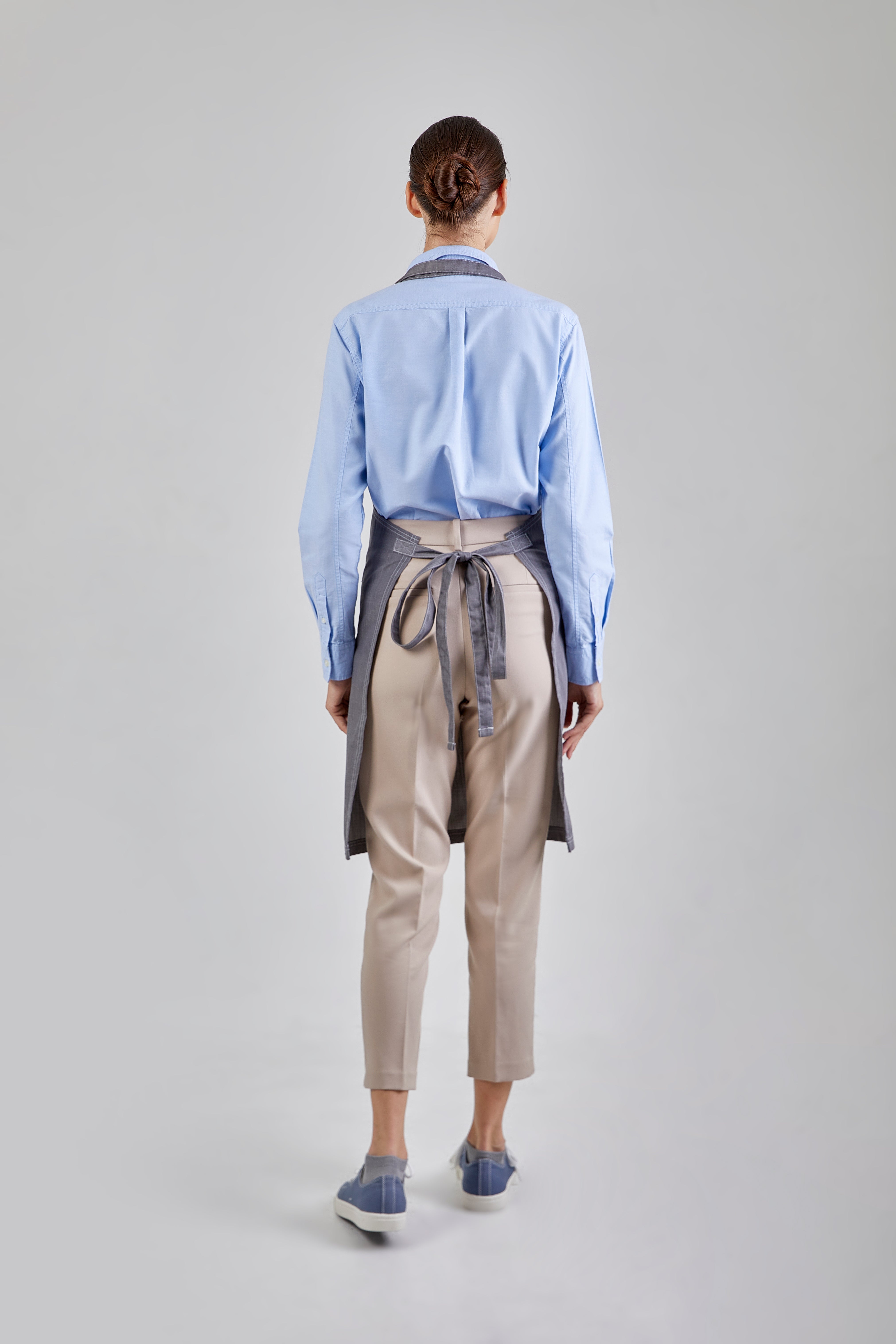 SAVE  Apron (Grey,สีเทา)