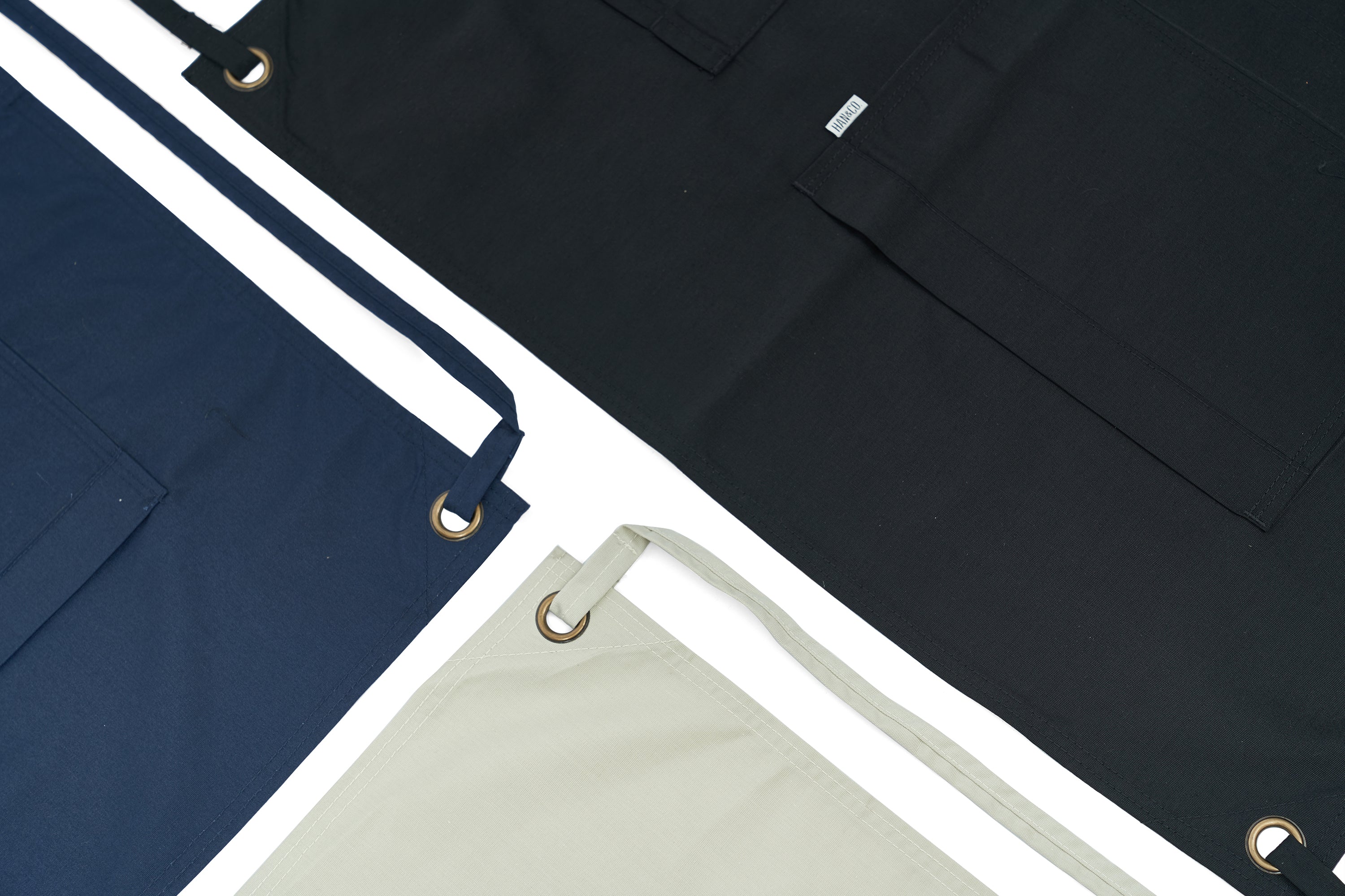 Motion Light Short Apron (Navy Blue, สีน้ำเงินเข้ม)