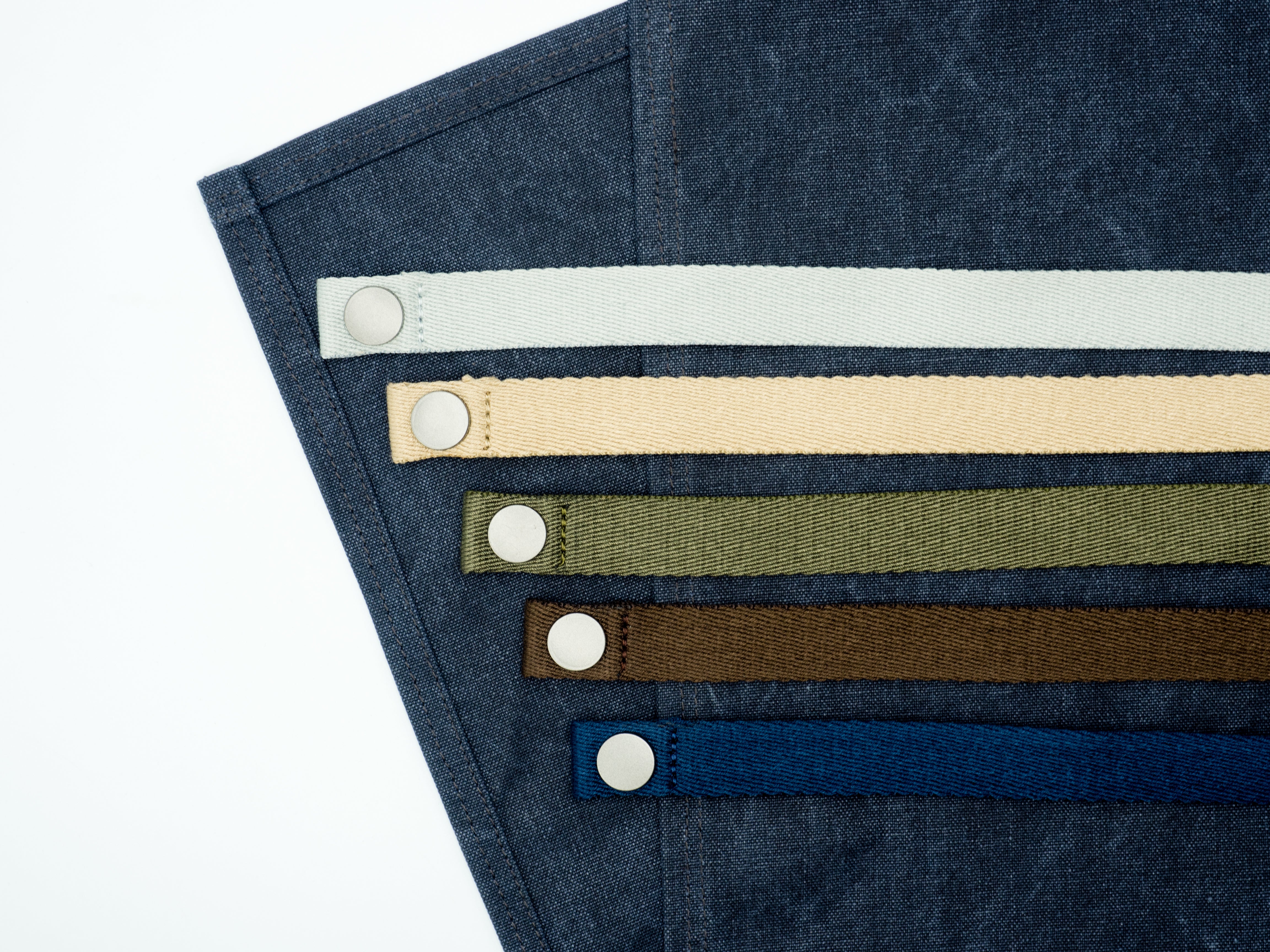 12C Cross Back Apron ผ้ากันเปื้อนสายไขว้หลัง (Charcoal Blue , น้ำเงินเข้ม)