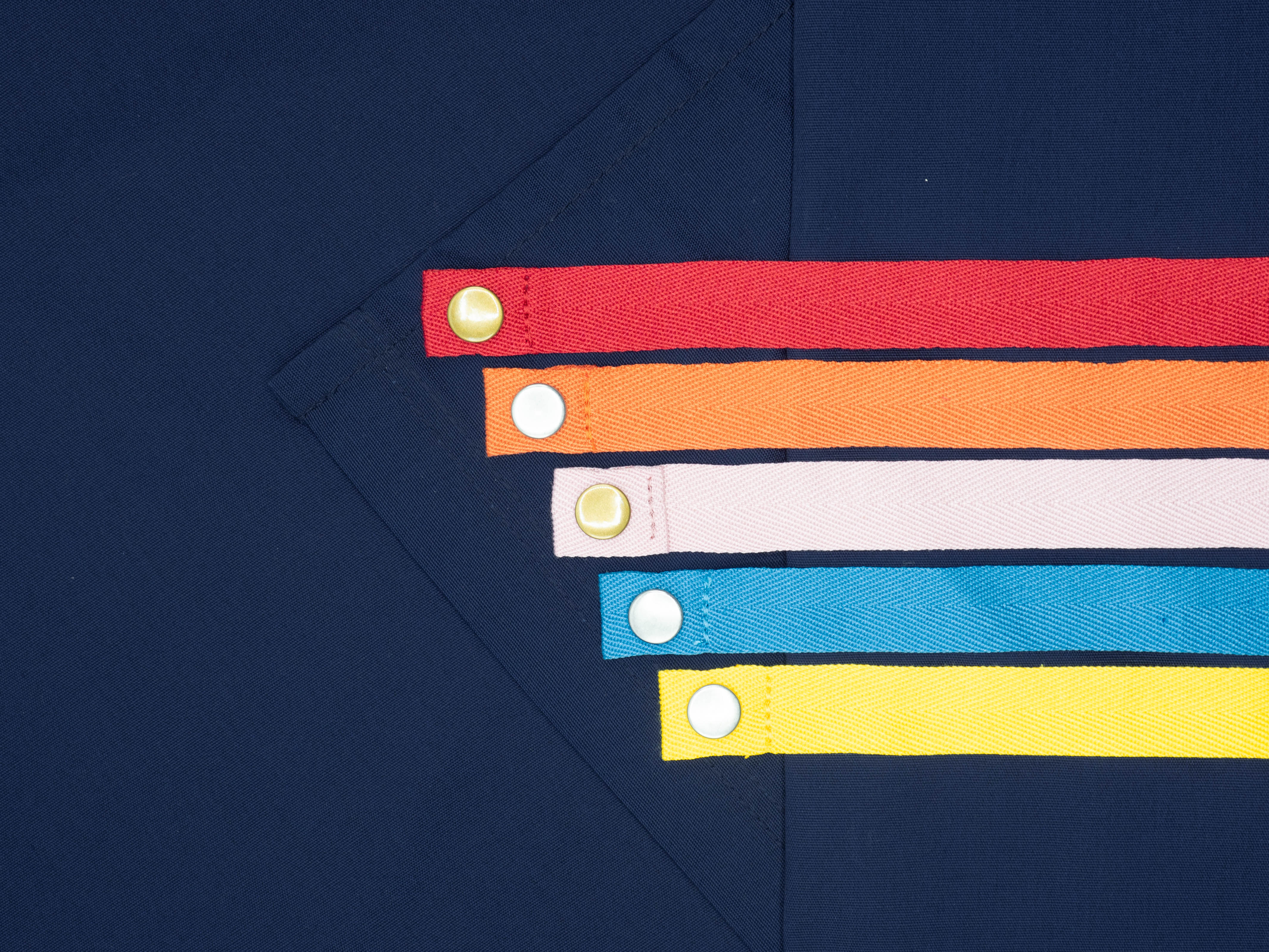 Motion Light Apron (Navy Blue, น้ำเงินเข้ม)