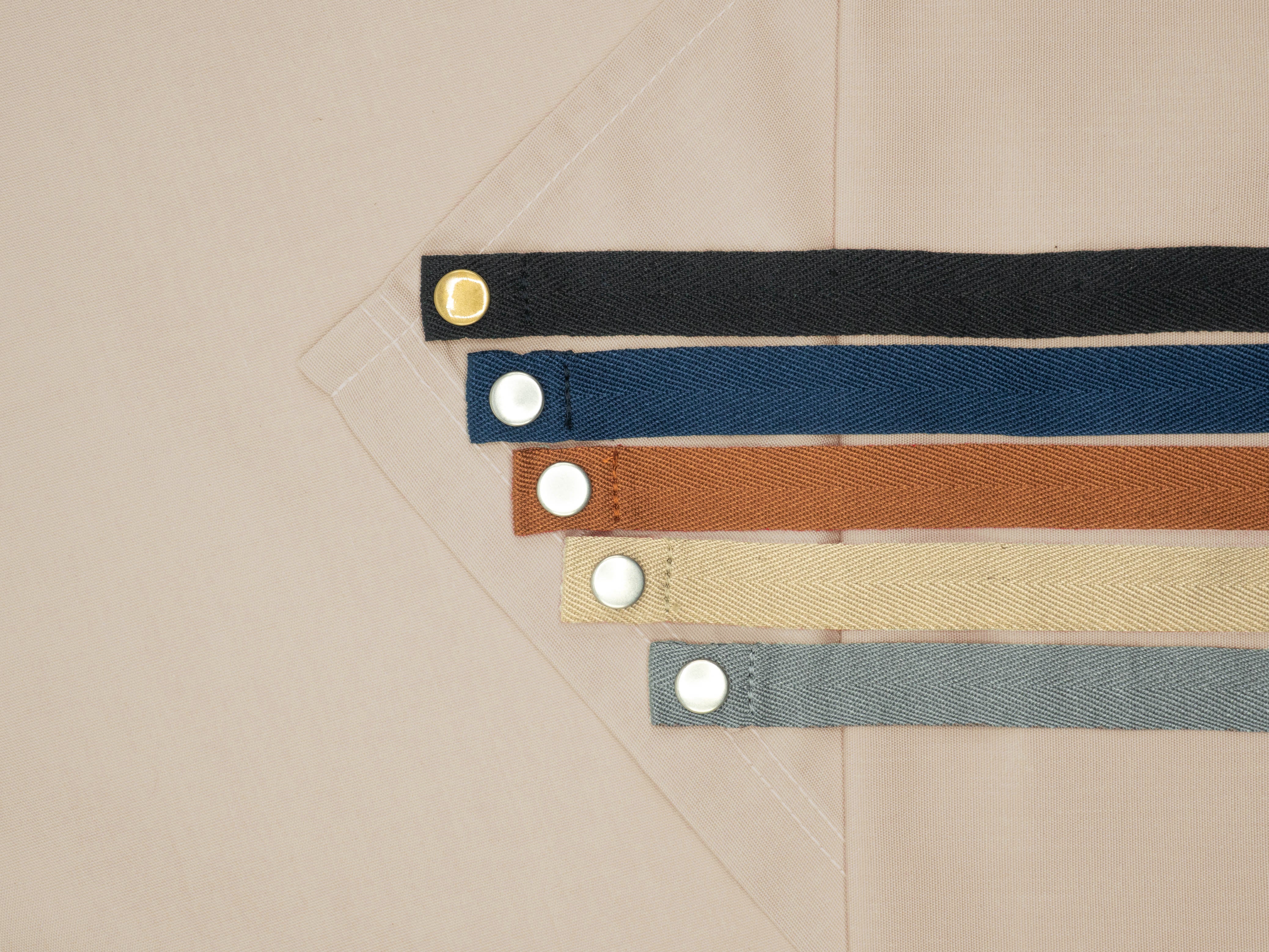 Motion Light Apron (Khaki, สีกากี)